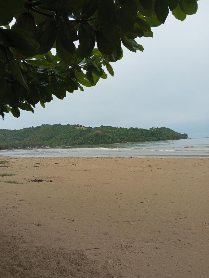 Akoya Beach Park And Cottages Locaroc Exterior photo