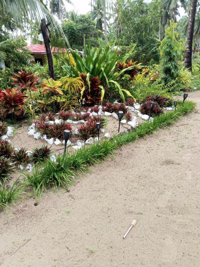 Akoya Beach Park And Cottages Locaroc Exterior photo