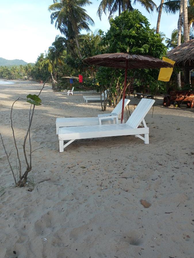 Akoya Beach Park And Cottages Locaroc Exterior photo